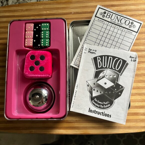 CARDINAL GAMES BUNCO GAME IN PINK COLLECTORS TIN - Picture 3 of 4